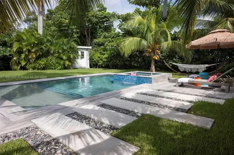 2185 NE 124th Street North Miami FL 33181