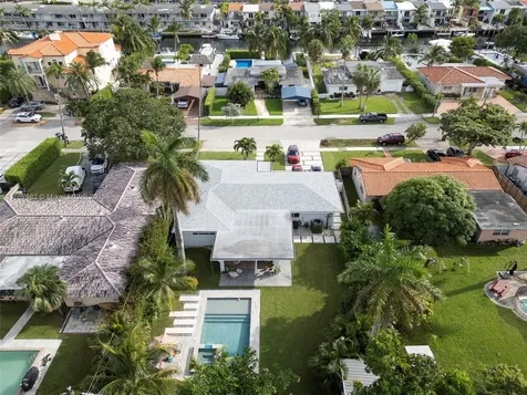 2185 NE 124th Street North Miami FL 33181