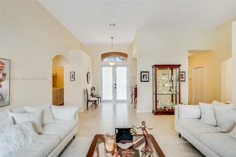 332 SW 187th Terrace Pembroke Pines FL 33029