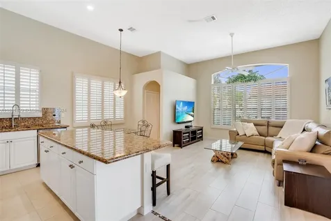332 SW 187th Terrace Pembroke Pines FL 33029