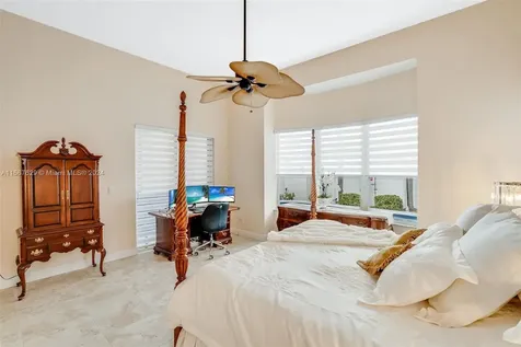 332 SW 187th Terrace Pembroke Pines FL 33029