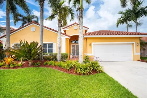 332 SW 187th Terrace Pembroke Pines FL 33029