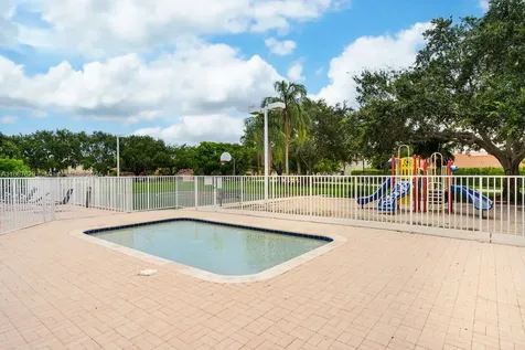 332 SW 187th Terrace Pembroke Pines FL 33029