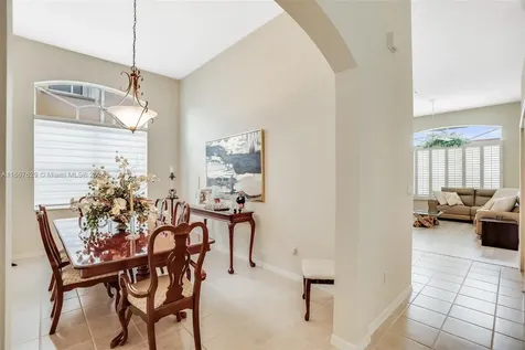 332 SW 187th Terrace Pembroke Pines FL 33029