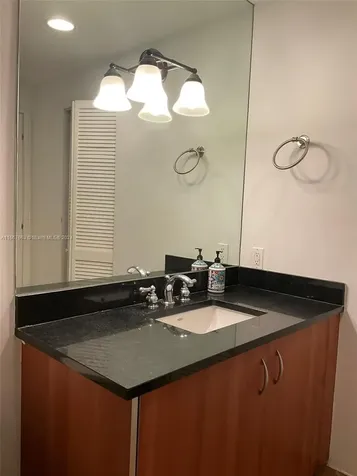 300 S Biscayne Boulevard Miami FL 33131