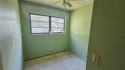 3230 N 23rd Avenue Hollywood FL 33020