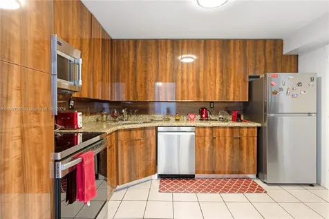 2750 NE 183rd Street Aventura FL 33160