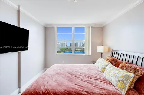 2750 NE 183rd Street Aventura FL 33160