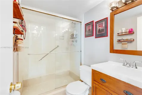 2750 NE 183rd Street Aventura FL 33160