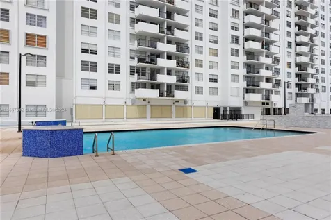 2750 NE 183rd Street Aventura FL 33160