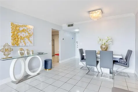 2750 NE 183rd Street Aventura FL 33160