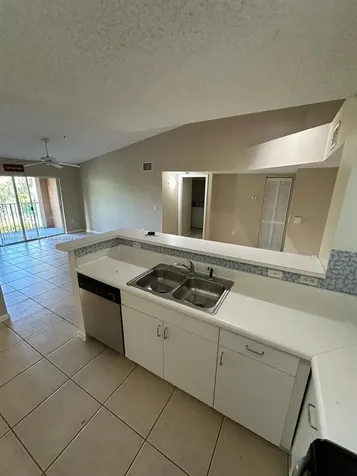 4848 N State Road 7 Coconut Creek FL 33073