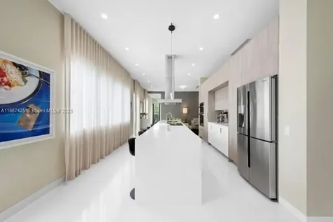 1122 SW 13th Avenue Miami FL 33135