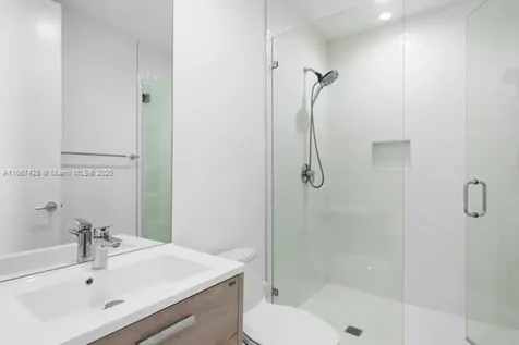 1122 SW 13th Avenue Miami FL 33135