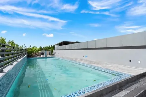 1122 SW 13th Avenue Miami FL 33135
