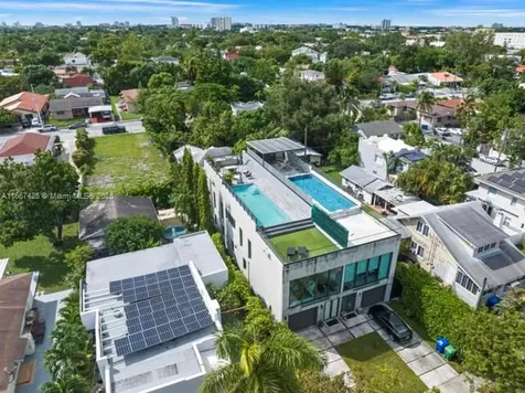 1122 SW 13th Avenue Miami FL 33135