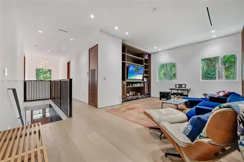7630 SW 61st Avenue South Miami FL 33143