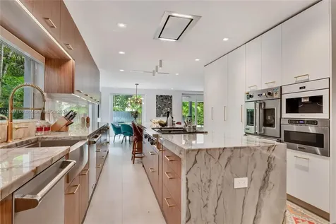 7630 SW 61st Avenue South Miami FL 33143