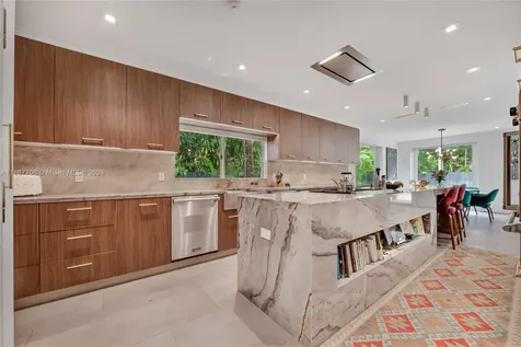 7630 SW 61st Avenue South Miami FL 33143