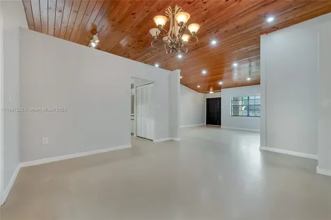 10415 SW 130th Avenue Miami FL 33186