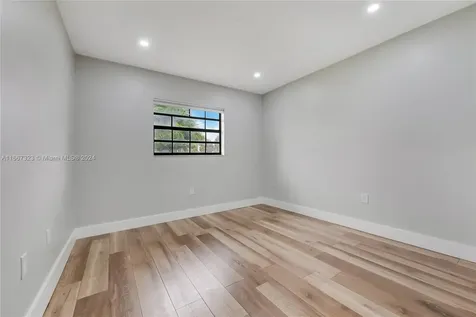 10415 SW 130th Avenue Miami FL 33186