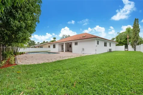 10415 SW 130th Avenue Miami FL 33186