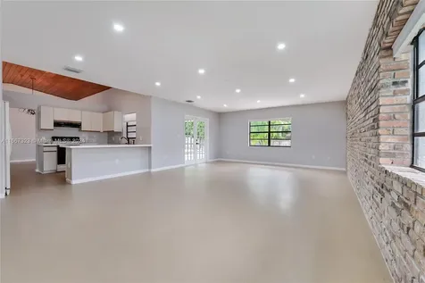 10415 SW 130th Avenue Miami FL 33186