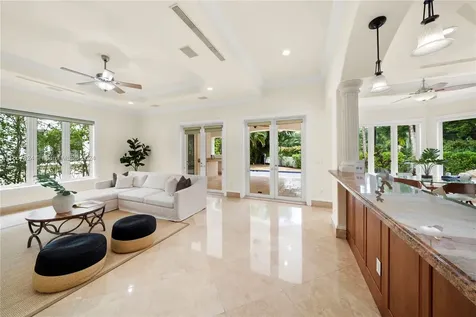 5770 La Luneta Avenue Miami FL 33155