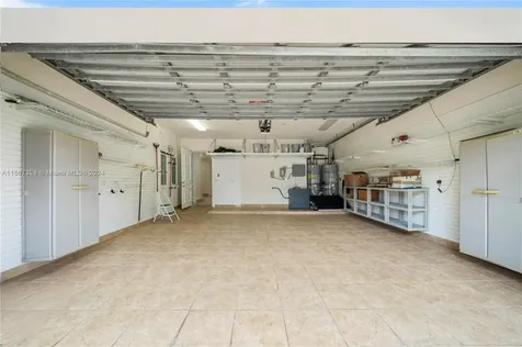 5770 La Luneta Avenue Miami FL 33155