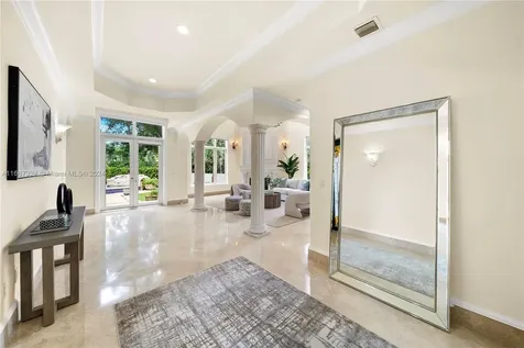 5770 La Luneta Avenue Miami FL 33155