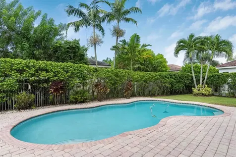 528 Live Oak Lane Weston FL 33327