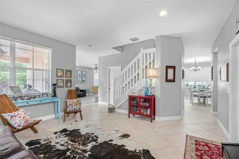 528 Live Oak Lane Weston FL 33327