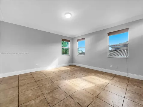 3703 NE 23rd Court Homestead FL 33033