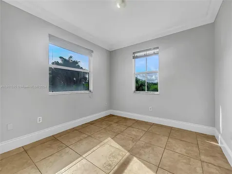 3703 NE 23rd Court Homestead FL 33033
