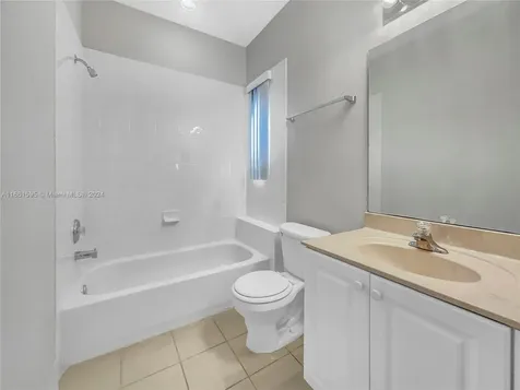 3703 NE 23rd Court Homestead FL 33033