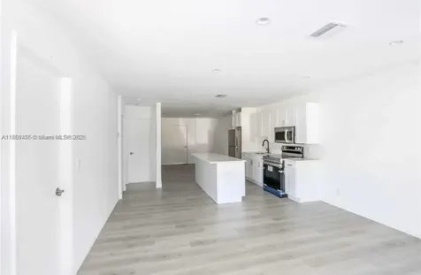 2330 Farragut Street Hollywood FL 33020