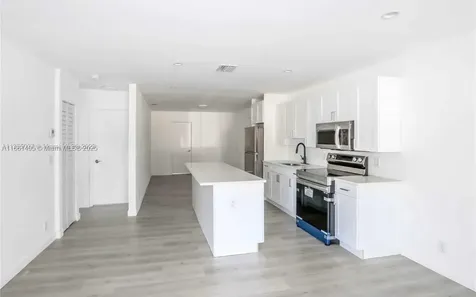 2330 Farragut Street Hollywood FL 33020