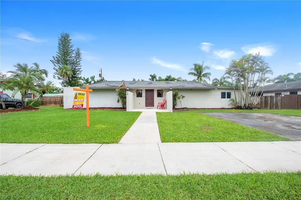 435 NW 18th Street Homestead FL 33030