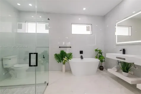 13 SW 21st Street Cape Coral FL 33991