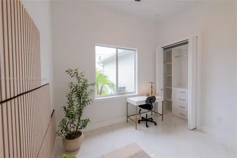 13 SW 21st Street Cape Coral FL 33991