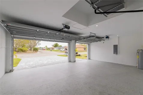 13 SW 21st Street Cape Coral FL 33991