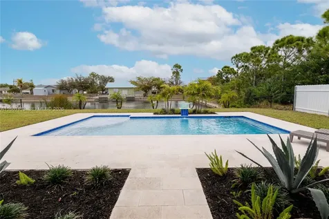 13 SW 21st Street Cape Coral FL 33991