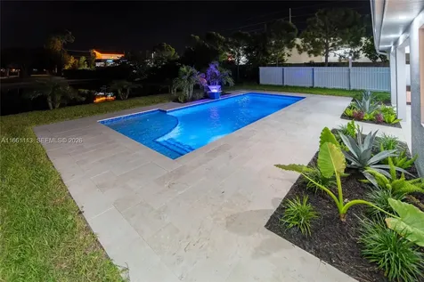 13 SW 21st Street Cape Coral FL 33991