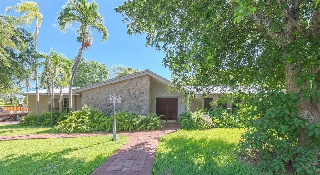17191 SW 84th Avenue Palmetto Bay FL 33157