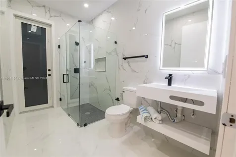 334 SW 21st Terrace Cape Coral FL 33991
