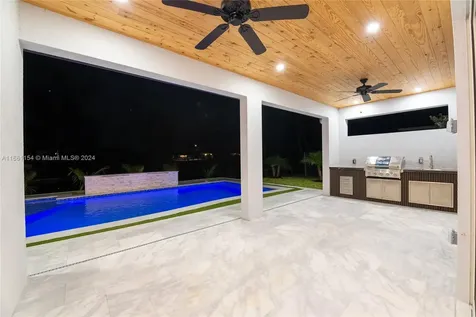 334 SW 21st Terrace Cape Coral FL 33991