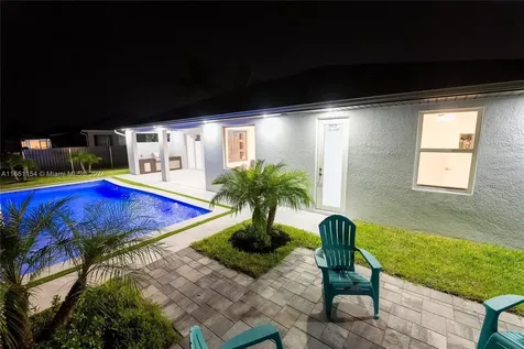 334 SW 21st Terrace Cape Coral FL 33991