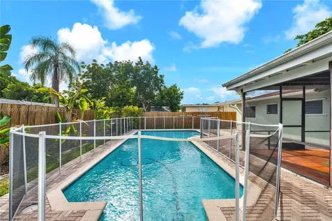 12321 SW 106th Street Miami FL 33186