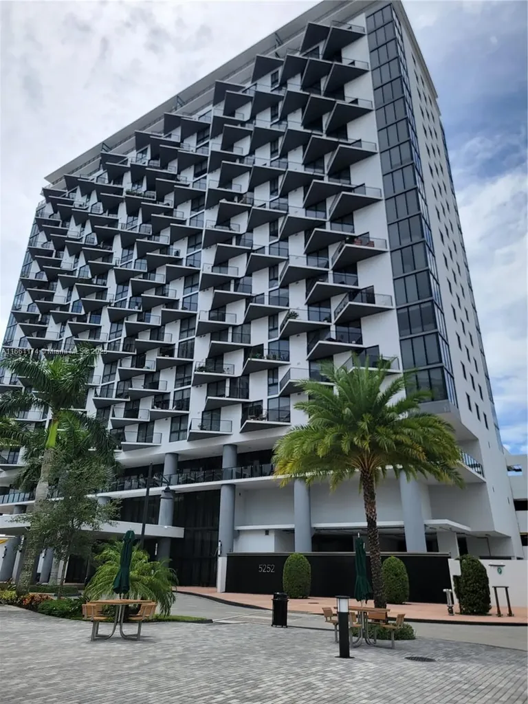 5252 NW 85th Avenue Doral FL 33166