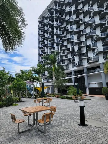5252 NW 85th Avenue Doral FL 33166